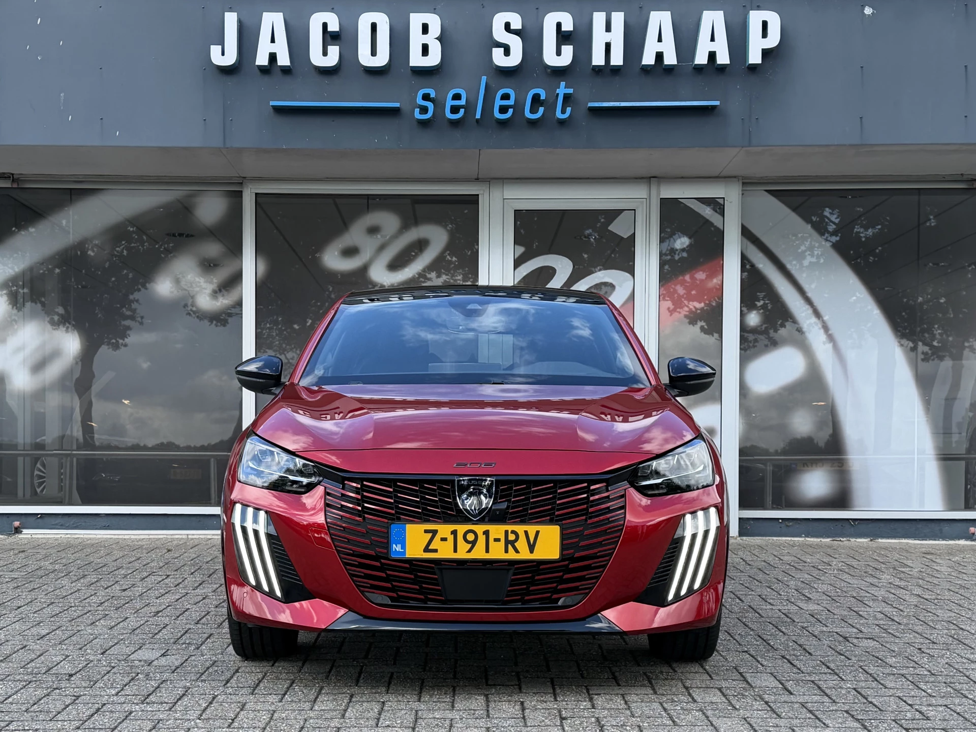 Hoofdafbeelding Peugeot e-208