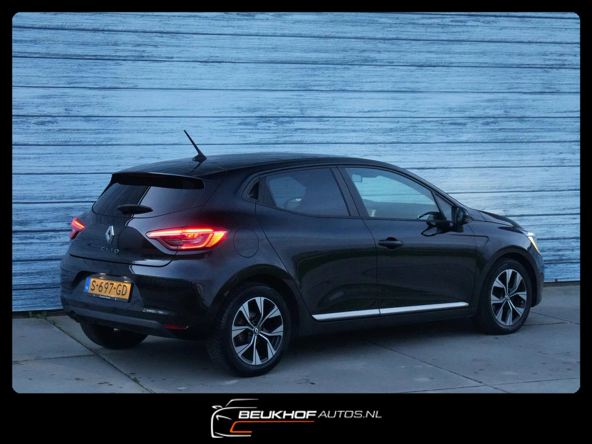 Hoofdafbeelding Renault Clio