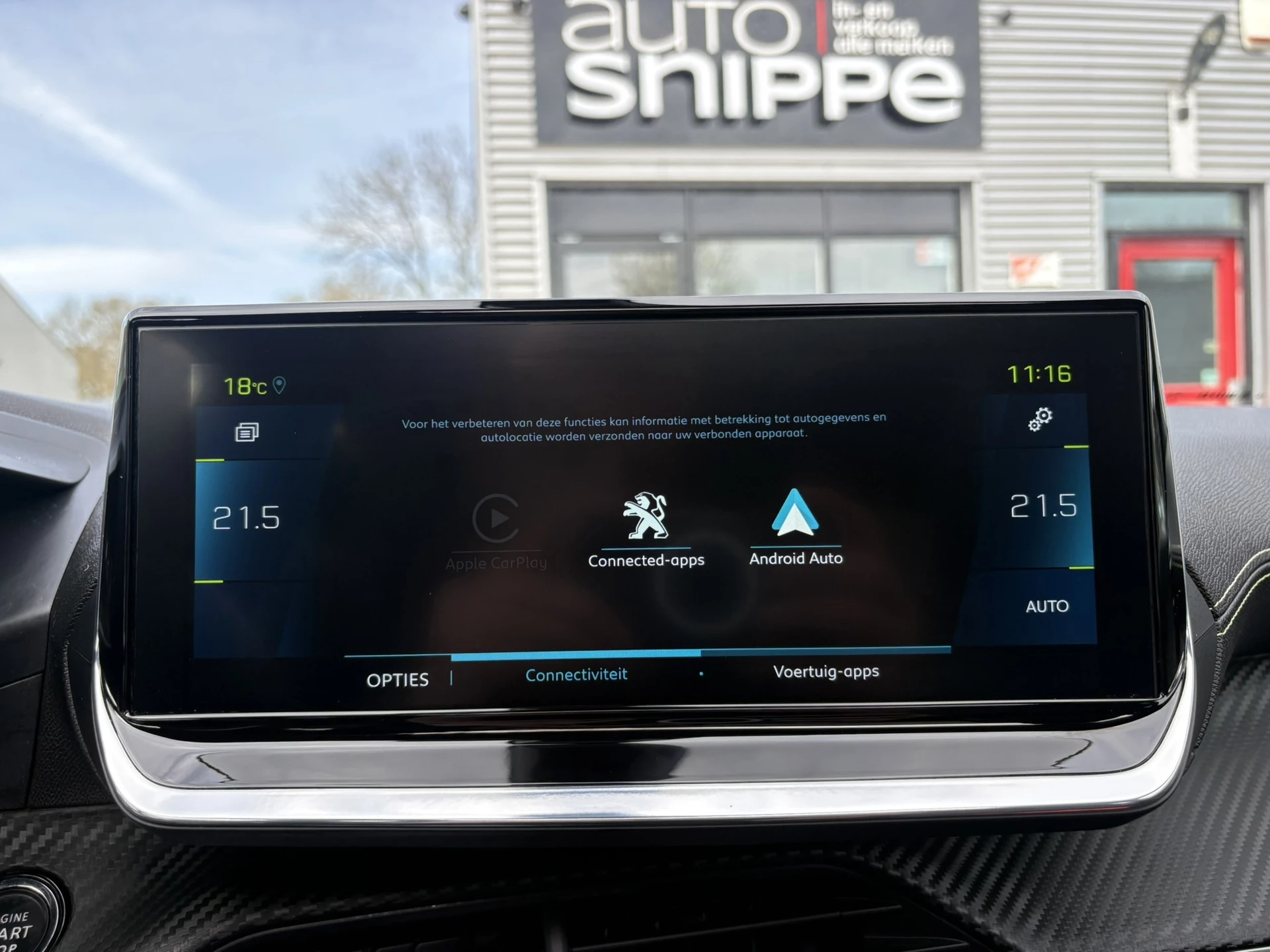 Hoofdafbeelding Peugeot e-2008