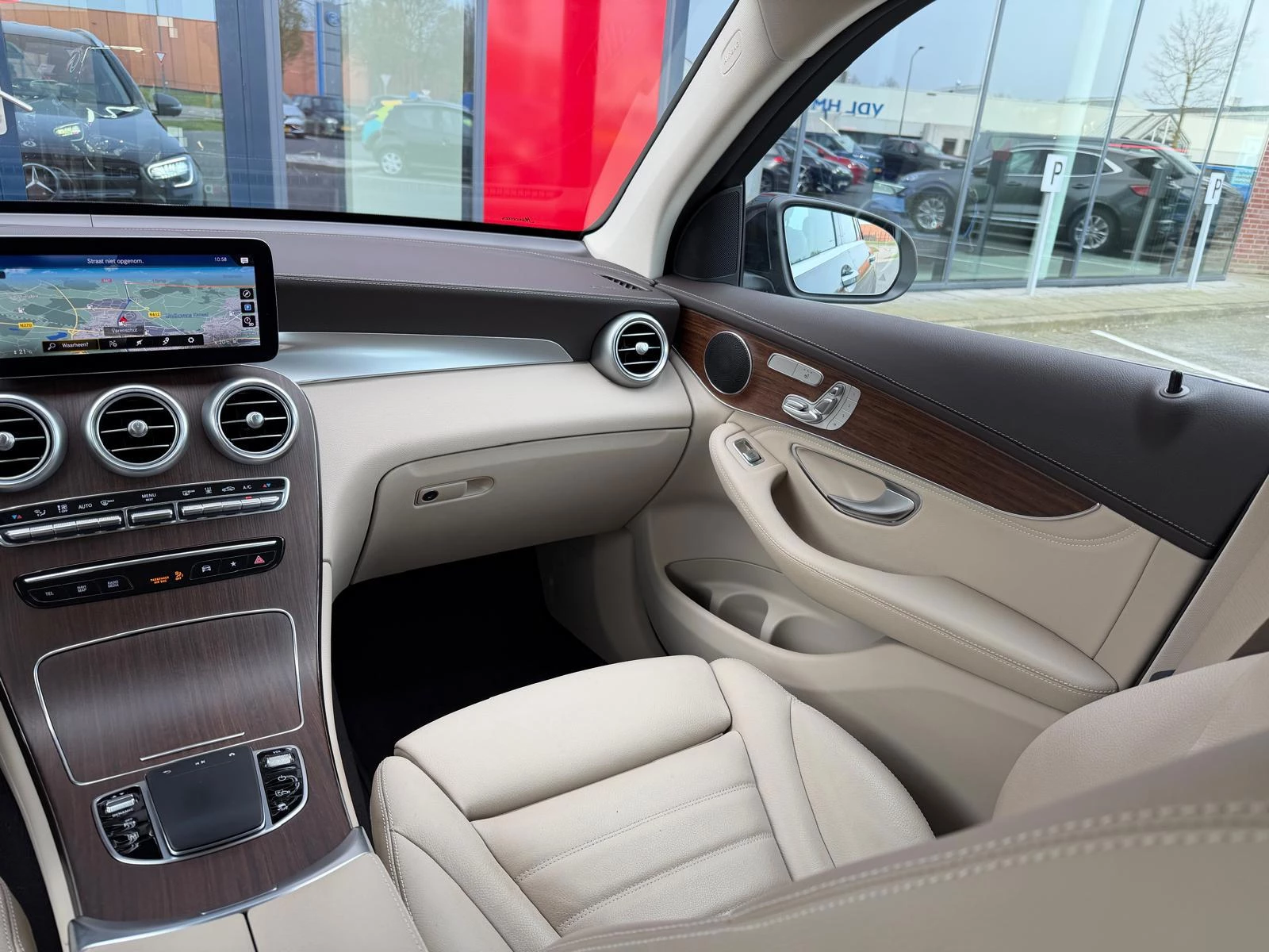 Hoofdafbeelding Mercedes-Benz GLC