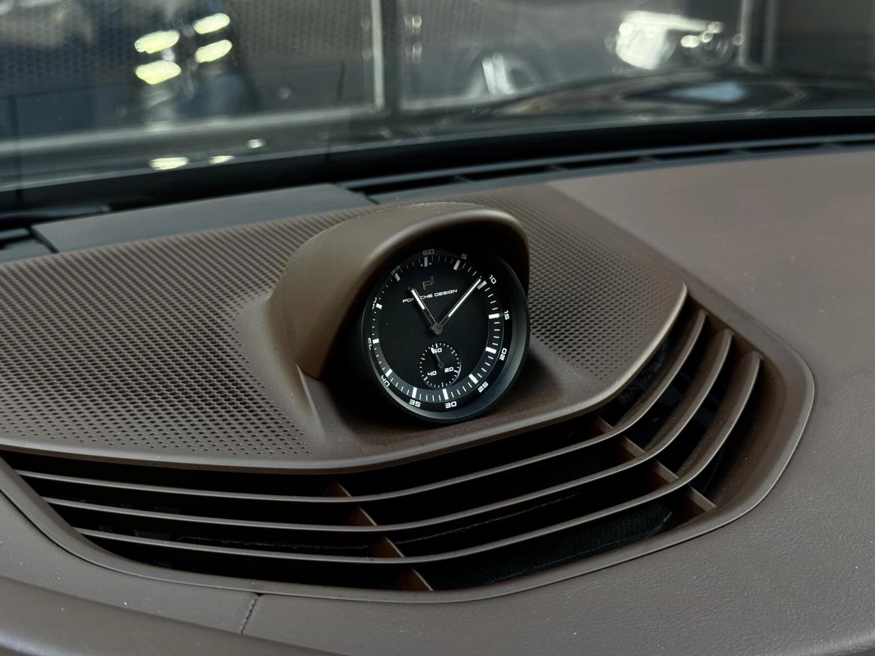 Hoofdafbeelding Porsche Taycan