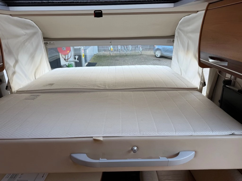 Hoofdafbeelding Hymer Exsis  562 Silverline