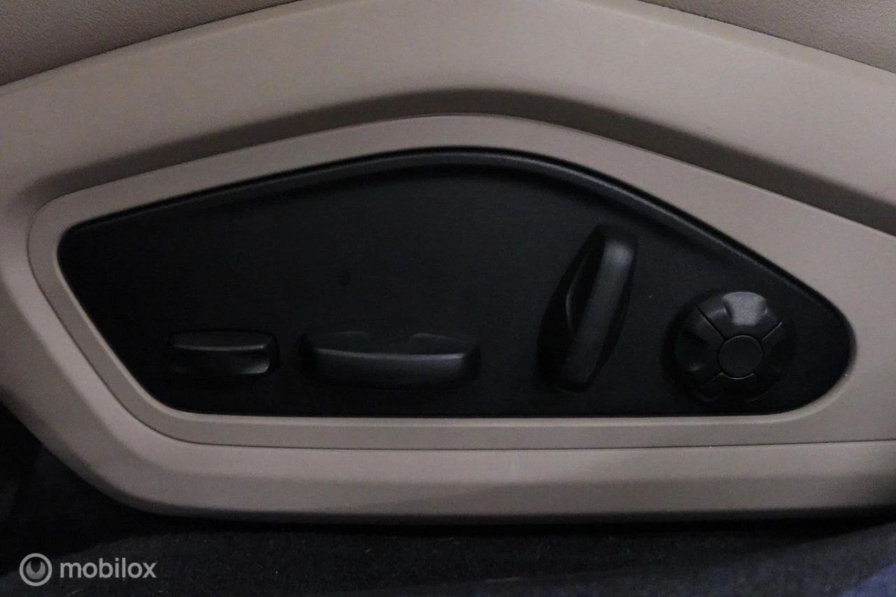 Hoofdafbeelding Porsche Taycan