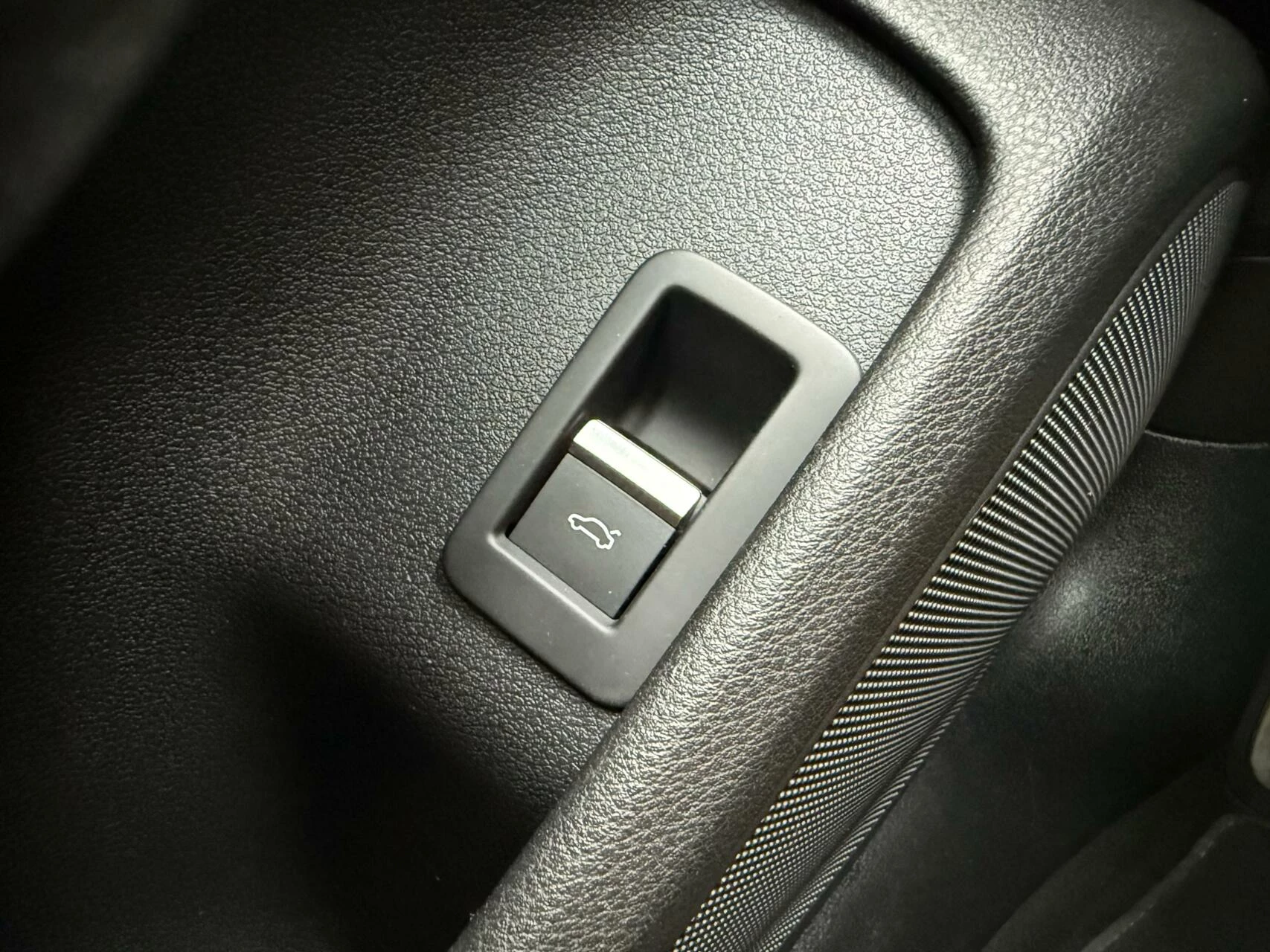 Hoofdafbeelding Audi S4