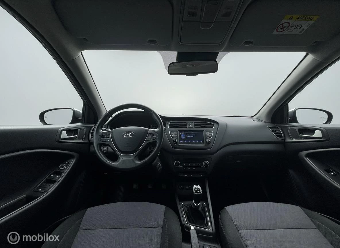 Hoofdafbeelding Hyundai i20