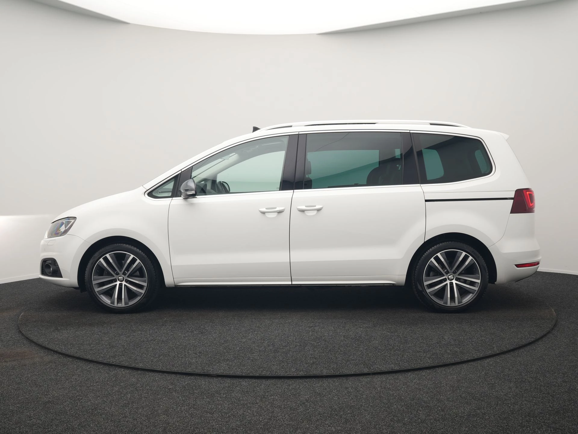 Hoofdafbeelding SEAT Alhambra