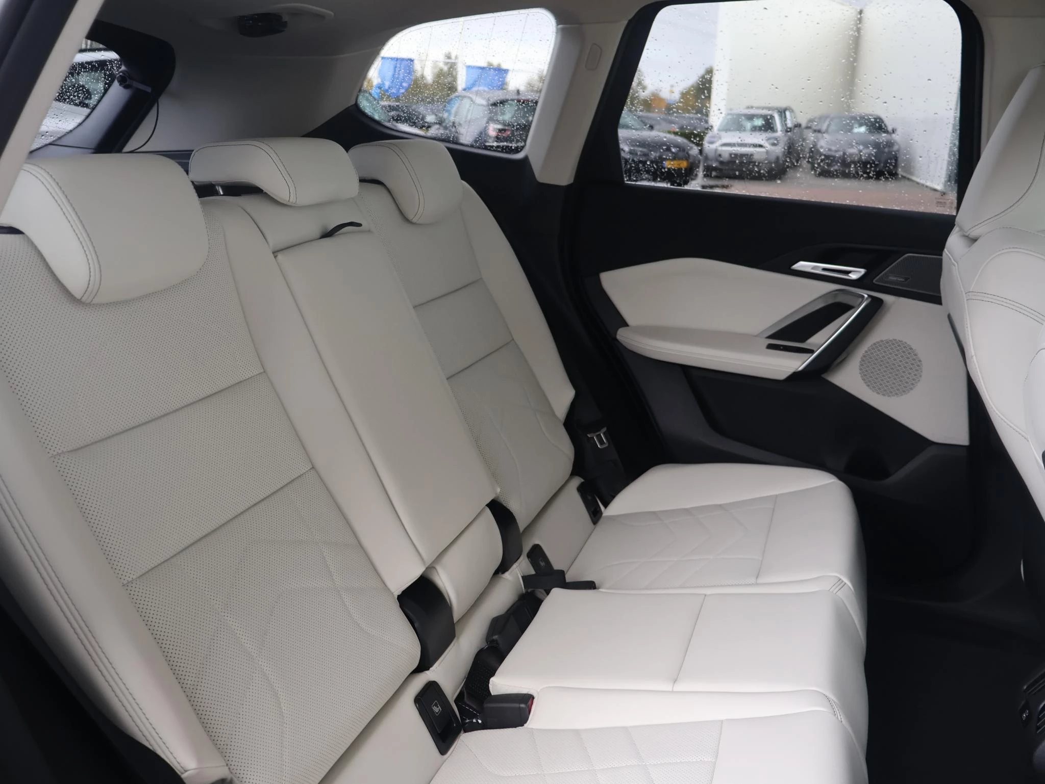 Hoofdafbeelding BMW iX1