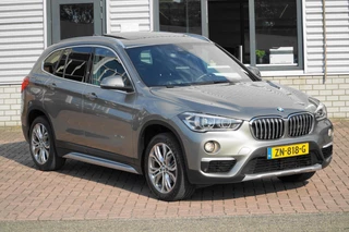 BMW X1 SDrive18d PANO LEDER HEAD-UP