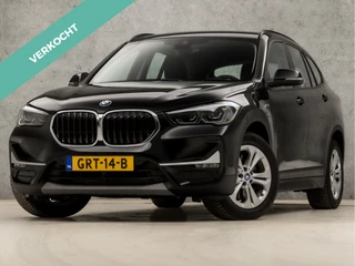 BMW X1 xDrive25e Automaat (GROOT NAVI, CAMERA, HEAD-UP DISPLAY, LEDEREN SPORTSTOELEN, STOELVERWARMING, DAB+, ELEK ACHTERKLEP, NIEUWSTAAT)
