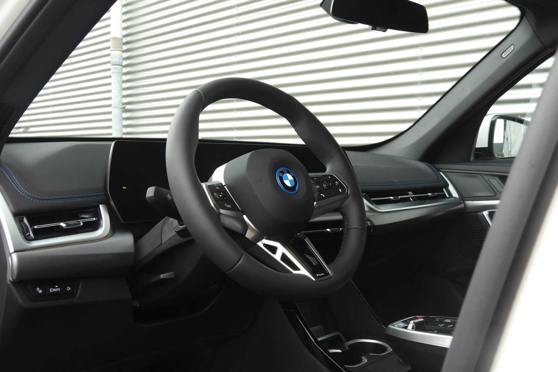 Hoofdafbeelding BMW iX1
