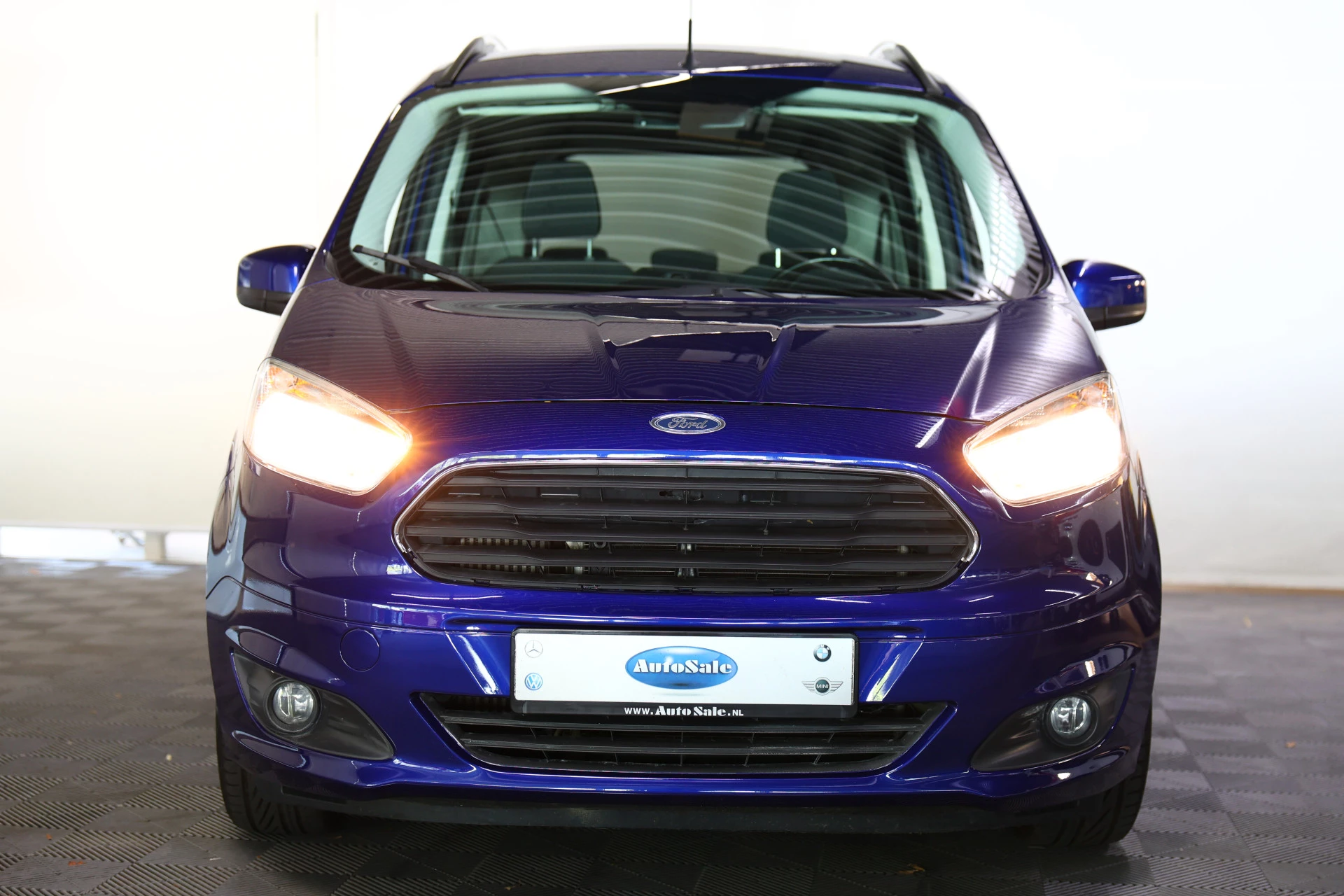 Hoofdafbeelding Ford Tourneo Courier