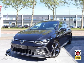 Hoofdafbeelding Volkswagen Golf Volkswagen Golf GTE 1.4 eHybrid 245PK | Vol Leer | Stoel Ventilatie | IQ Light Matrix LED | Memory | Klasse 3 | 18"Inch | Getint Glas |