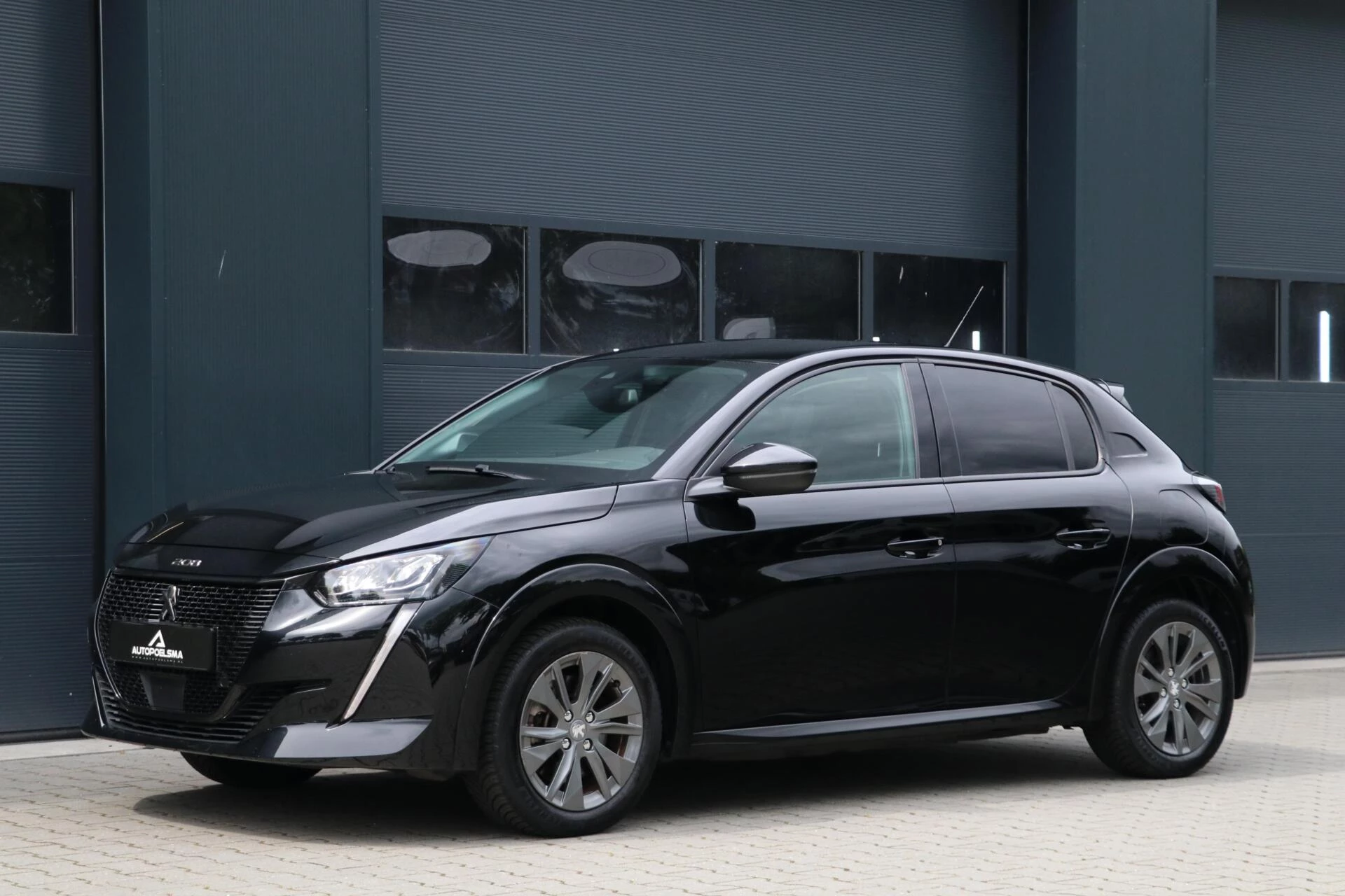 Hoofdafbeelding Peugeot e-208