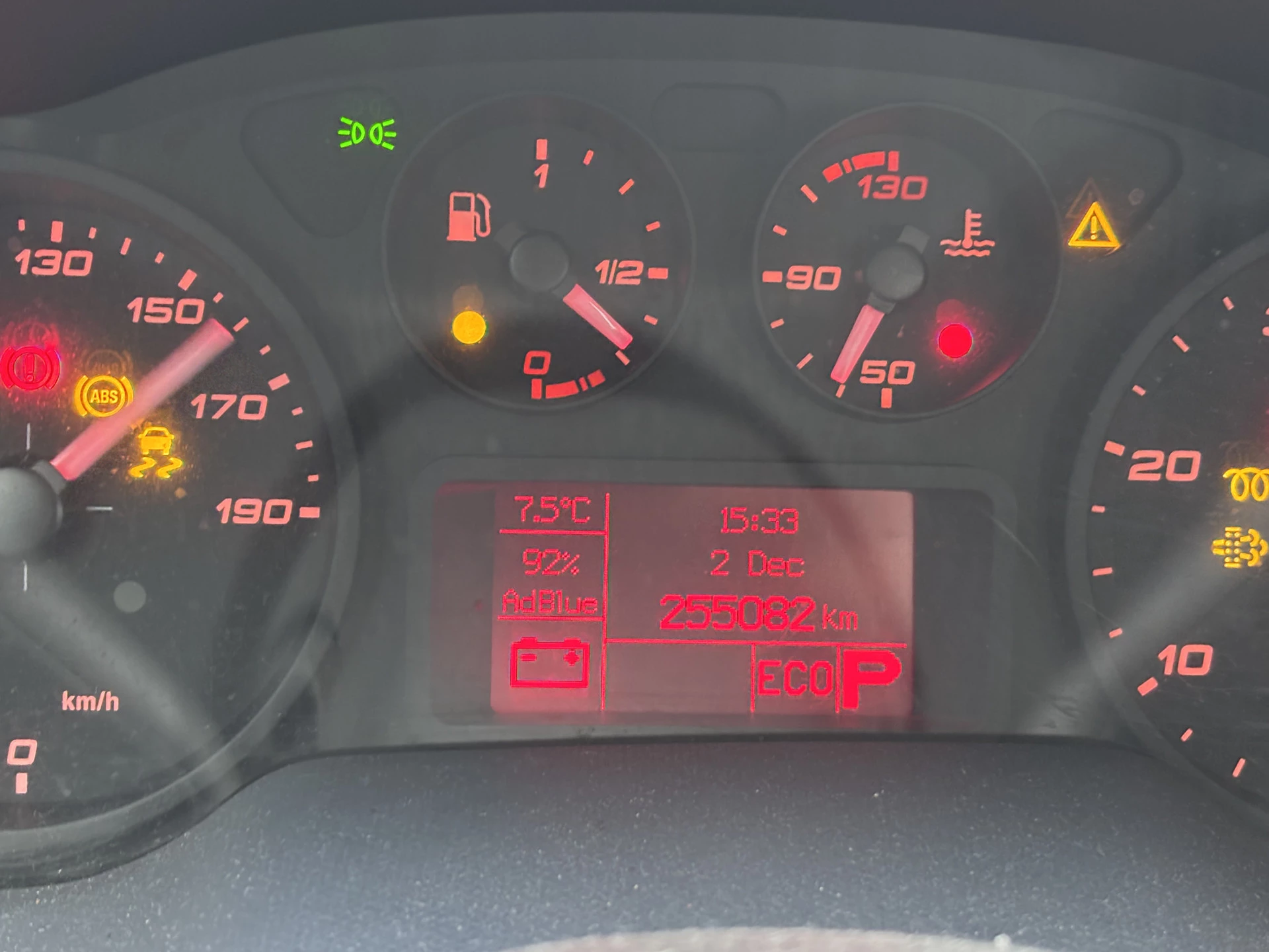 Hoofdafbeelding Iveco 40C18 3.0 180 PK Automaat Be Trekker + Veldhuizen P45-1 2019 Semi Dieplader