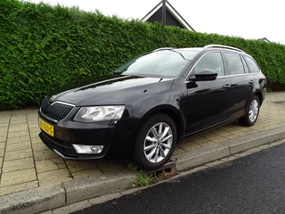 Škoda Octavia 1.0 TSI GRT AMB BNS-Navi-Blth-Media-Cruise-Usb-Clima