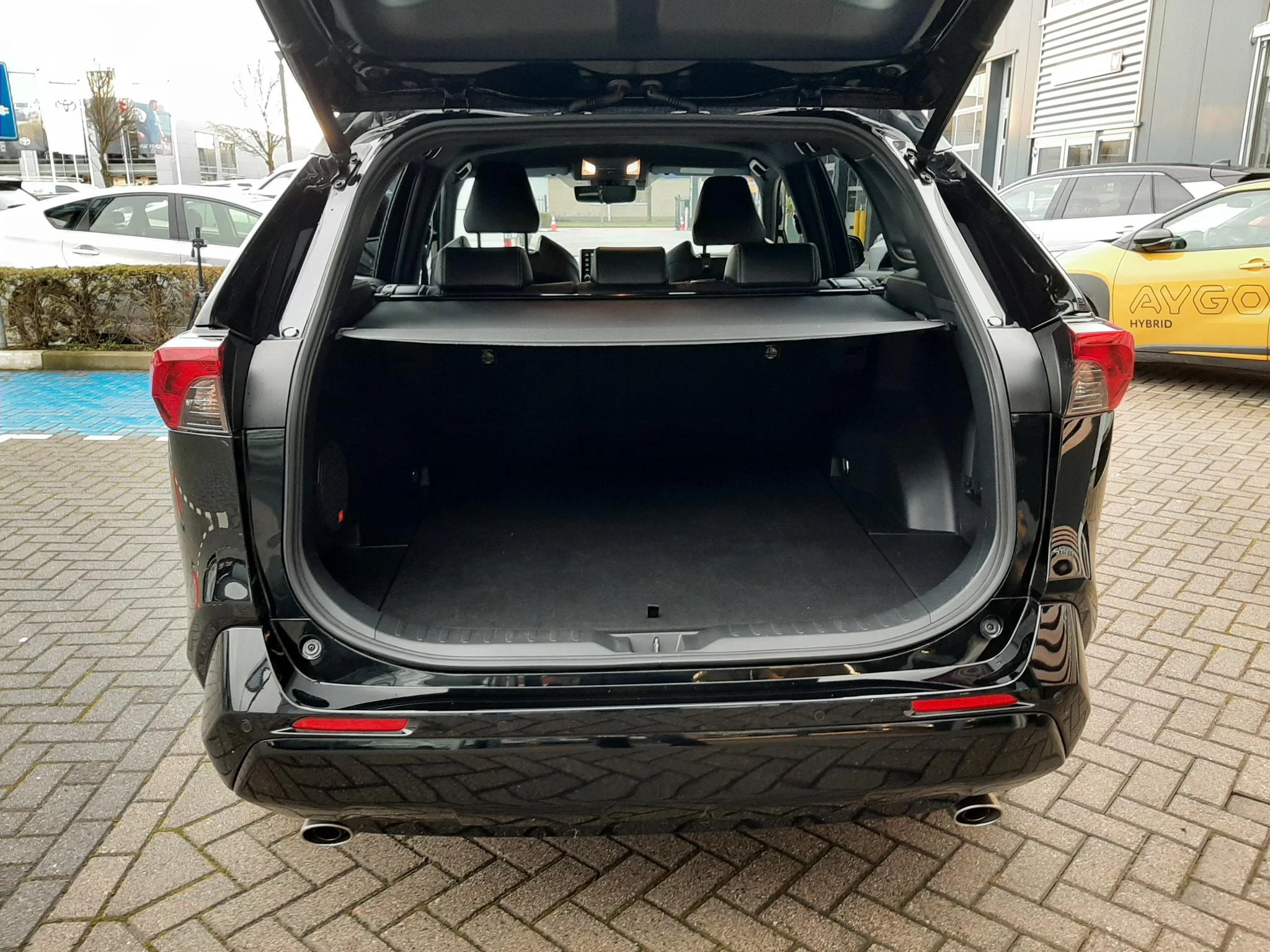 Hoofdafbeelding Toyota RAV4