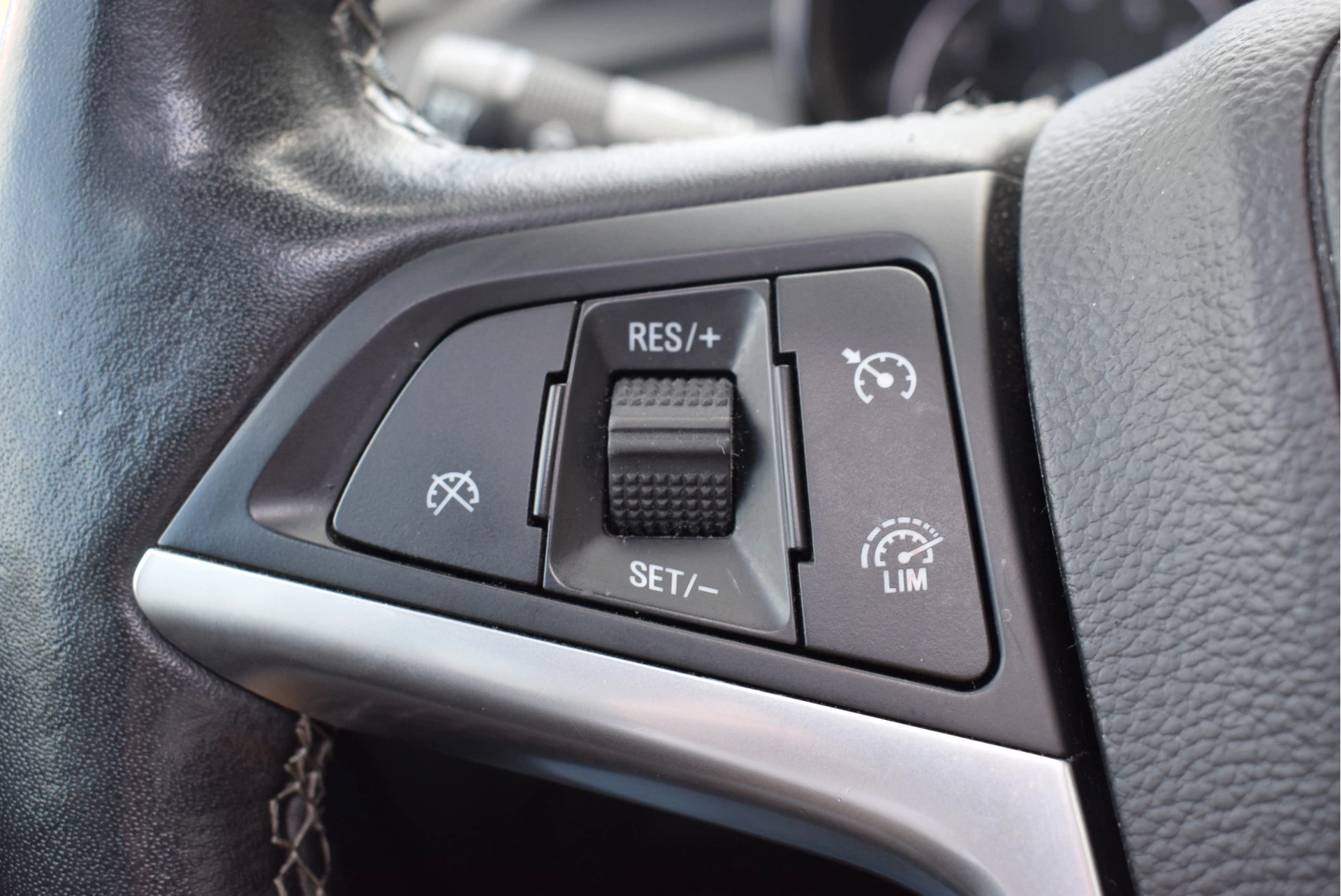 Hoofdafbeelding Opel Mokka X