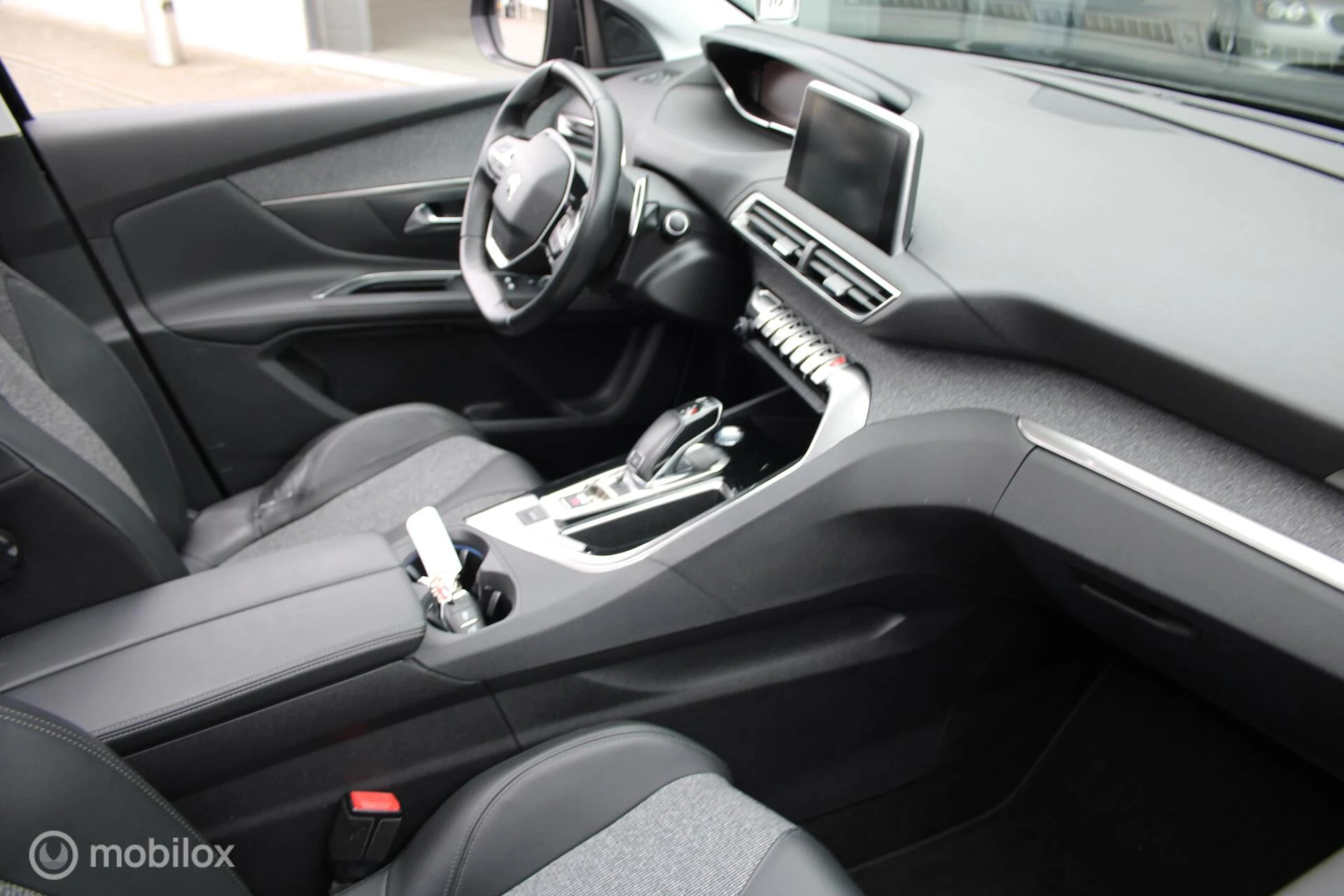 Hoofdafbeelding Peugeot 5008