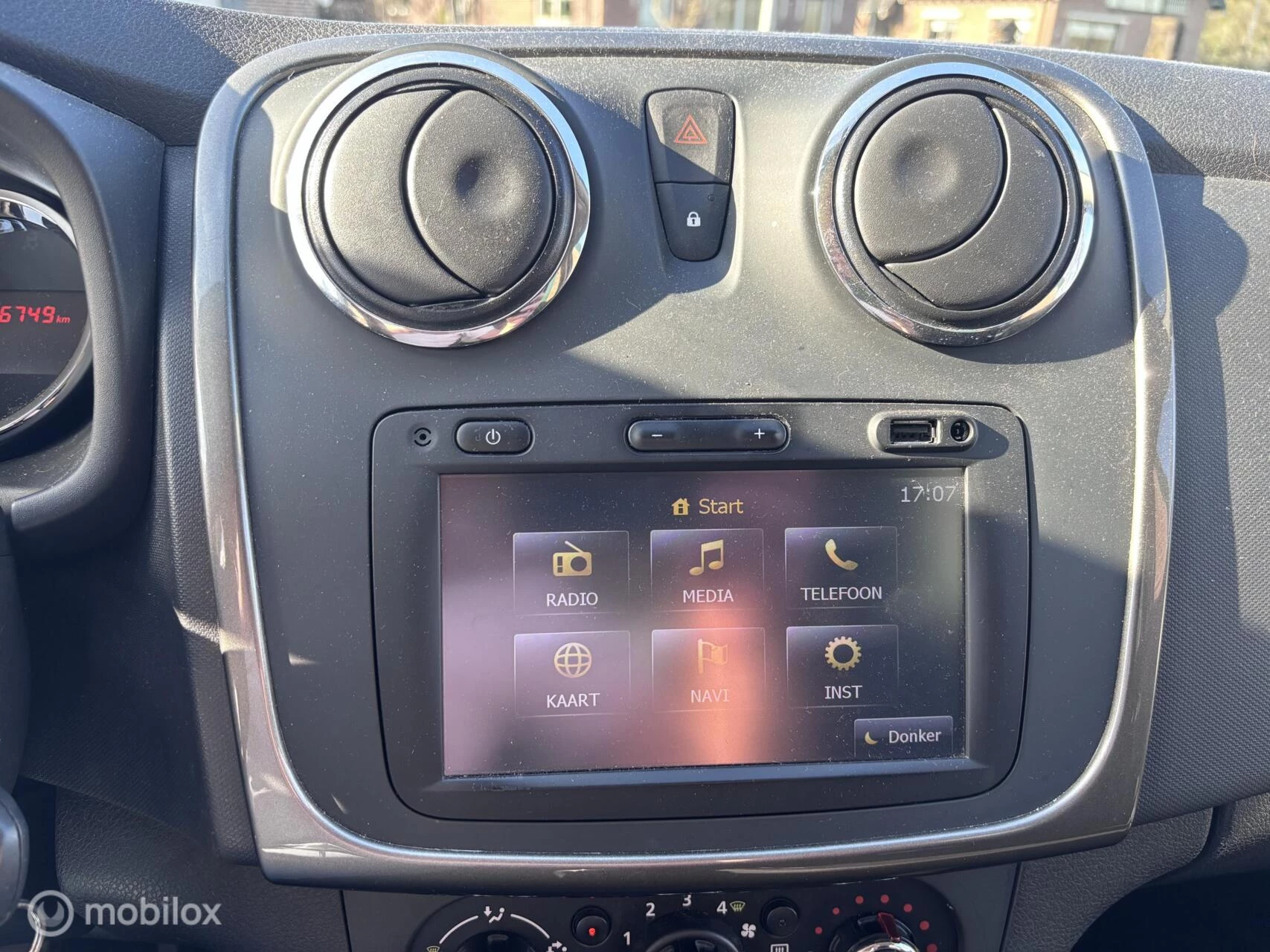 Hoofdafbeelding Dacia Logan