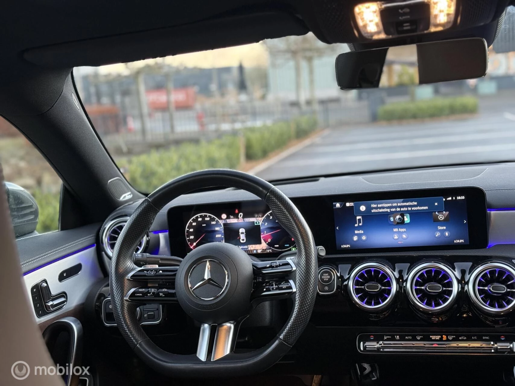 Hoofdafbeelding Mercedes-Benz CLA