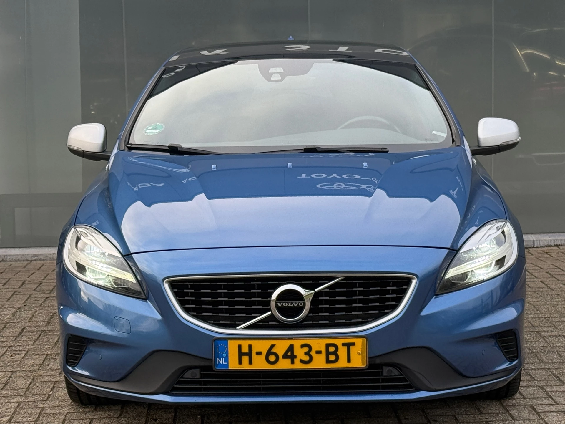 Hoofdafbeelding Volvo V40