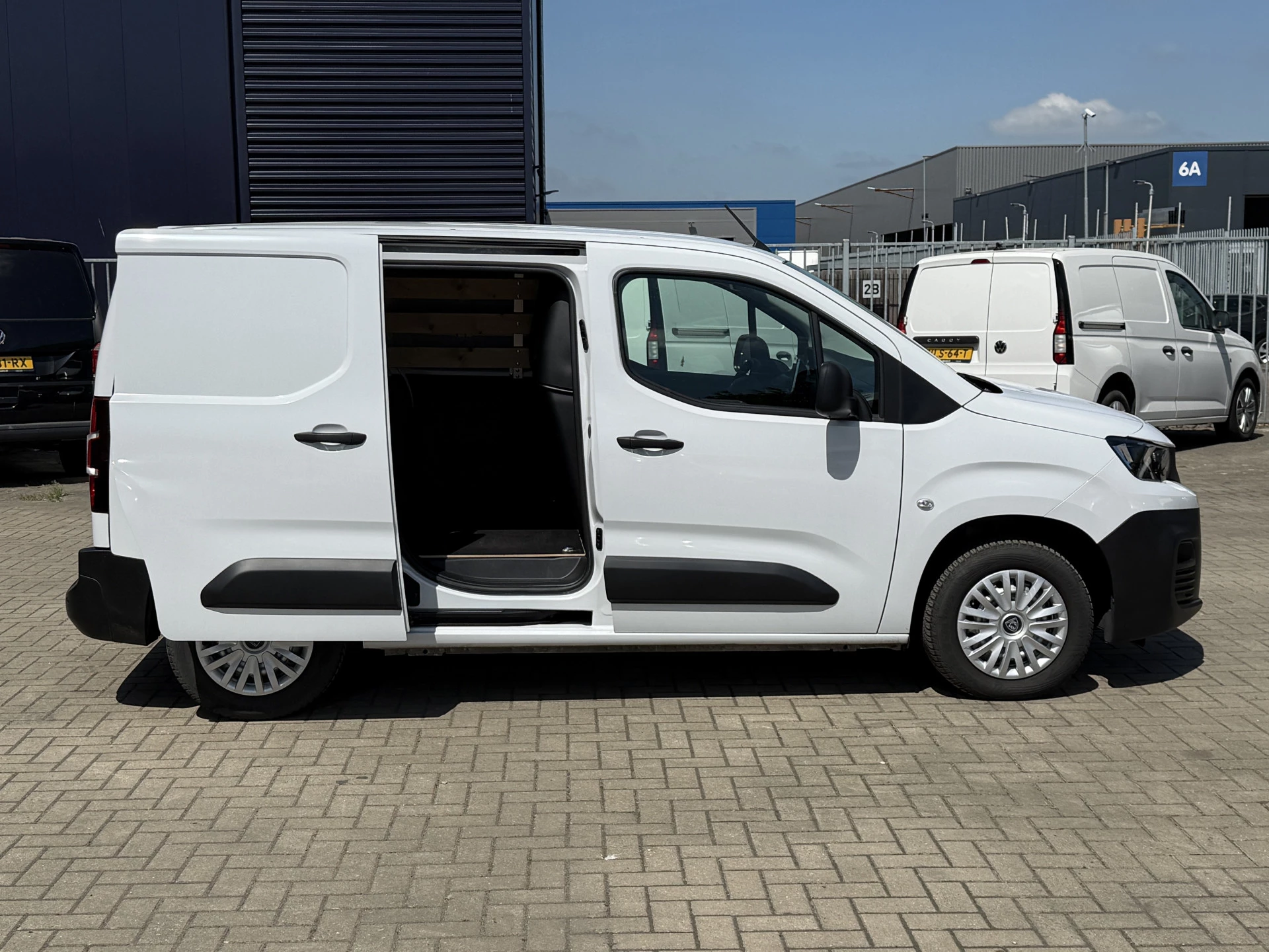Hoofdafbeelding Peugeot Partner
