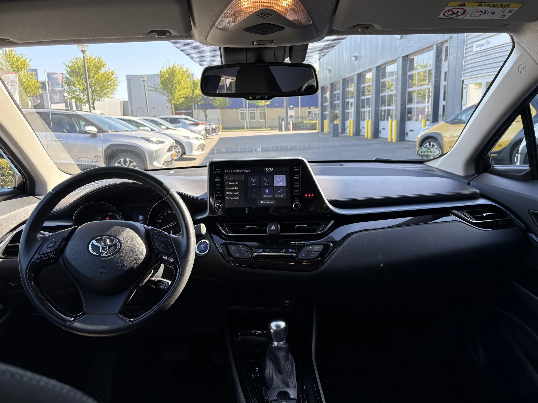 Hoofdafbeelding Toyota C-HR