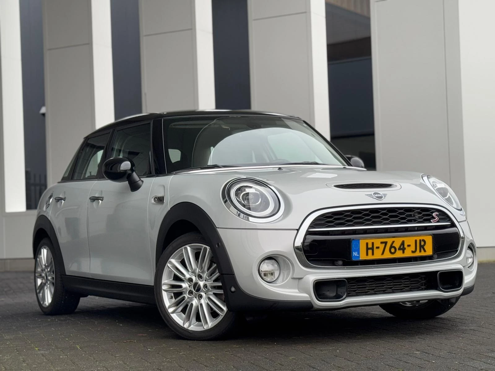 Hoofdafbeelding MINI Cooper S