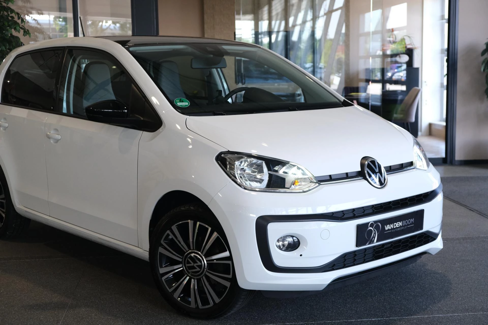 Hoofdafbeelding Volkswagen up!