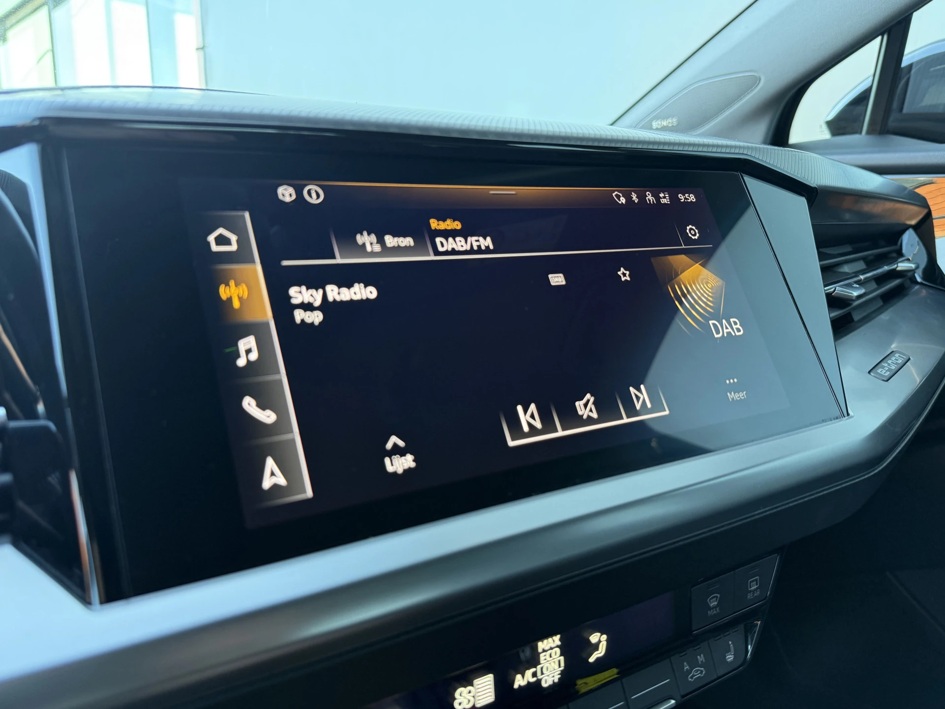Hoofdafbeelding Audi Q4 e-tron