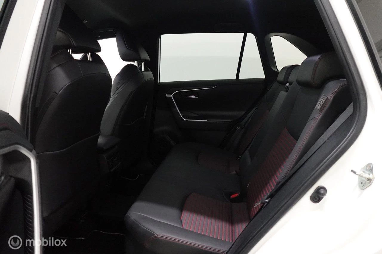 Hoofdafbeelding Toyota RAV4