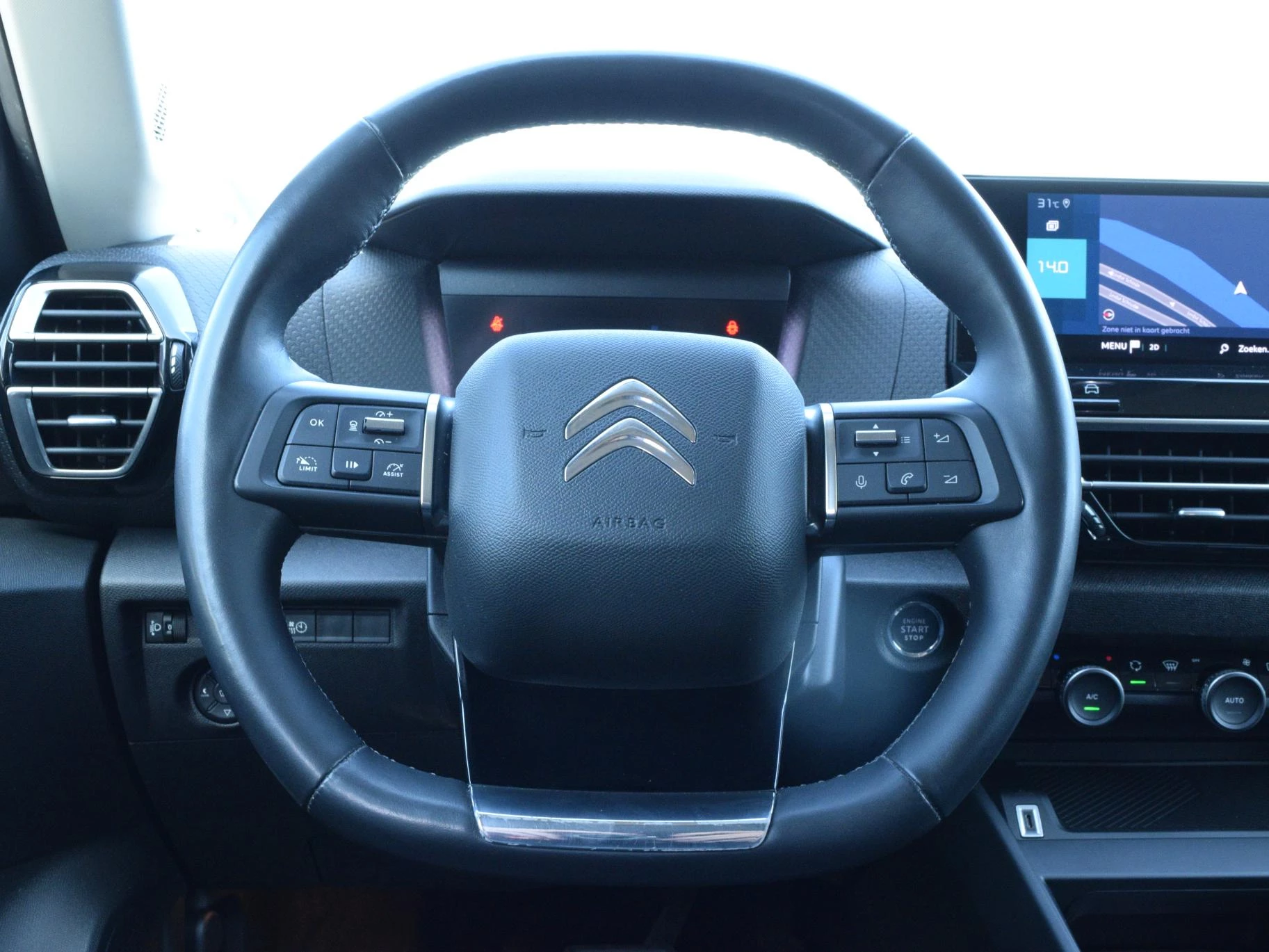 Hoofdafbeelding Citroën ë-C4