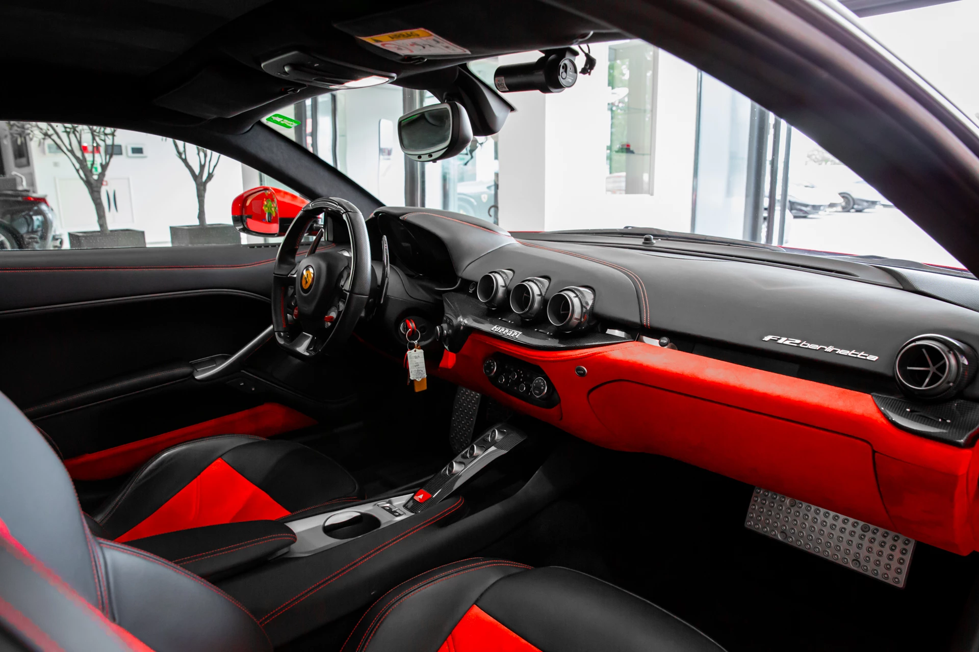 Hoofdafbeelding Ferrari F12