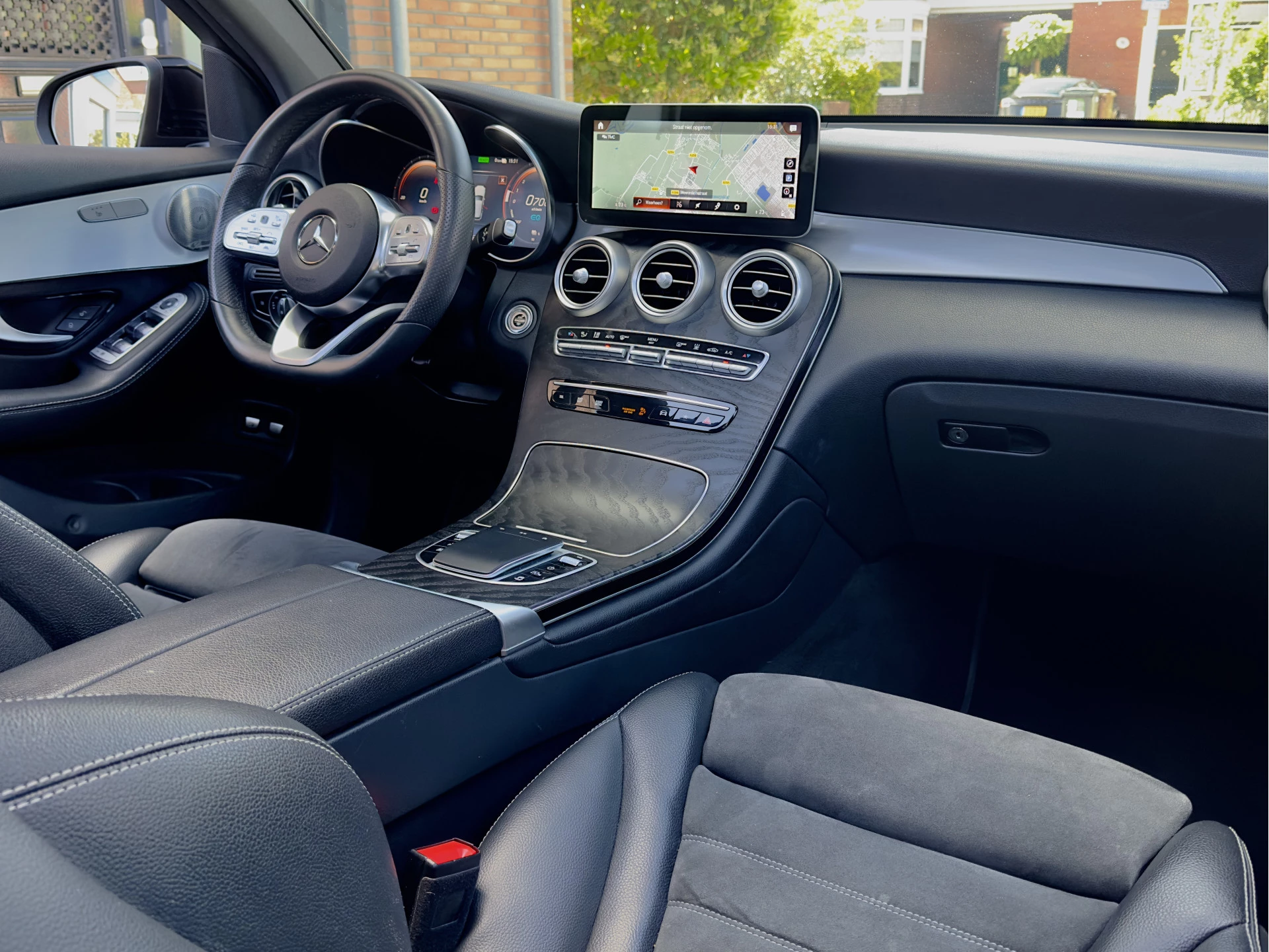 Hoofdafbeelding Mercedes-Benz GLC