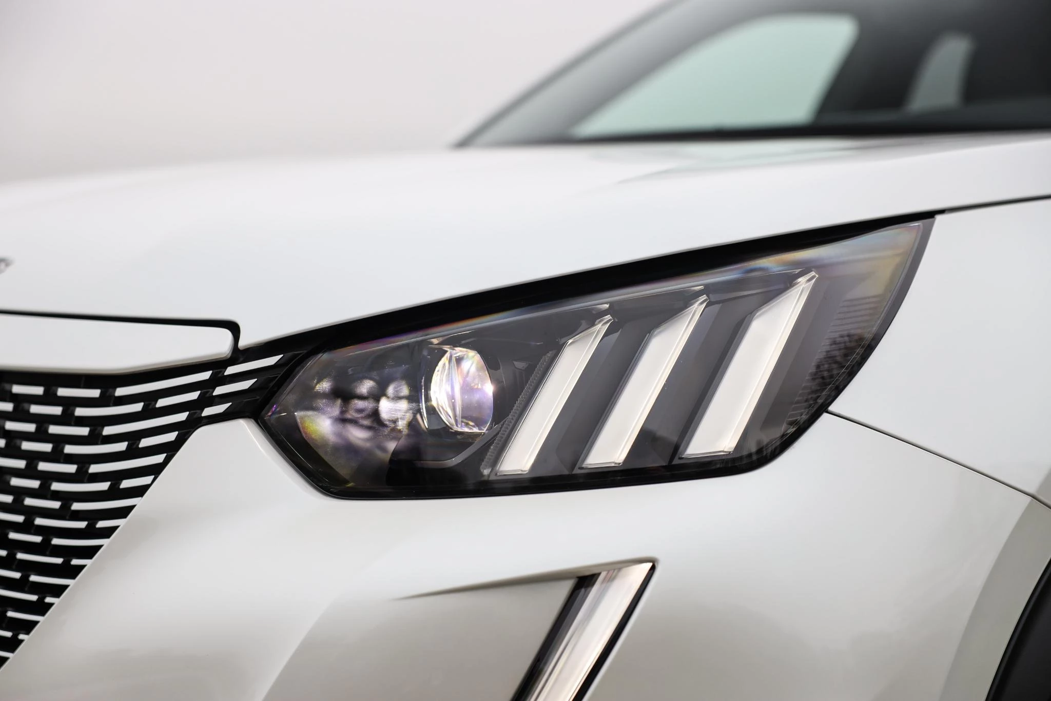 Hoofdafbeelding Peugeot e-2008