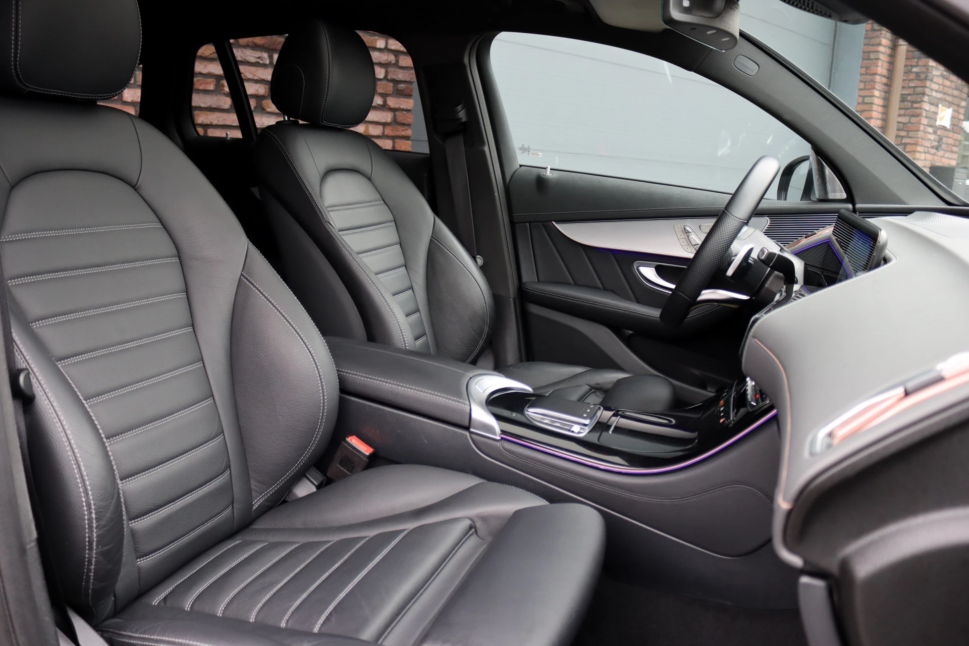 Hoofdafbeelding Mercedes-Benz EQC