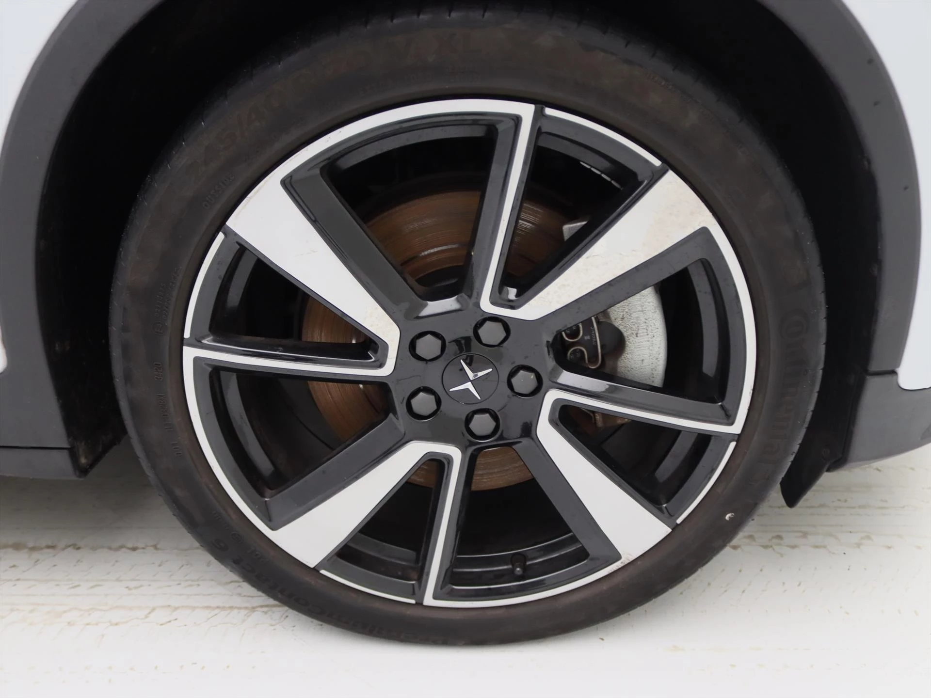 Hoofdafbeelding Polestar 2