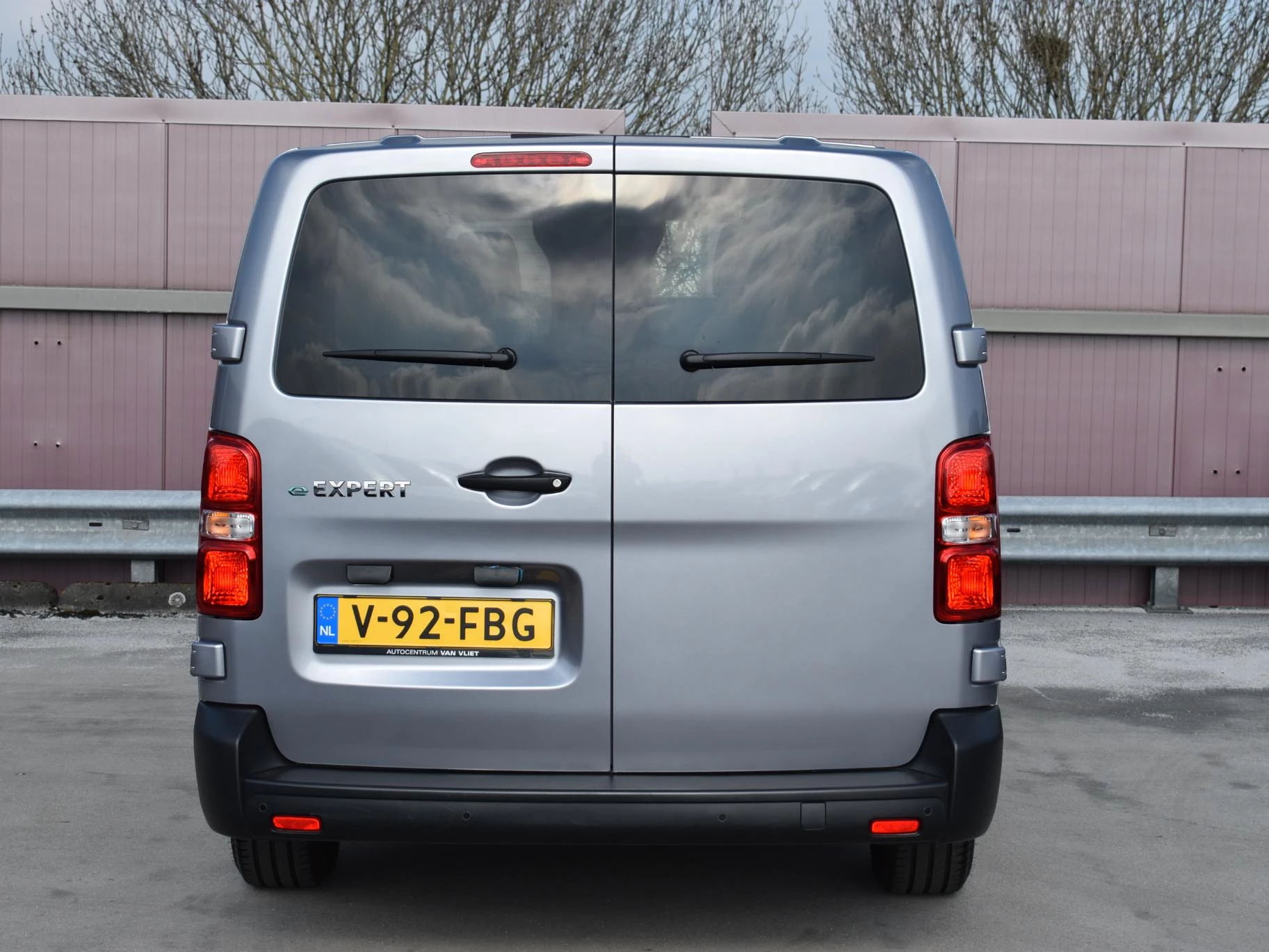 Hoofdafbeelding Peugeot e-Expert