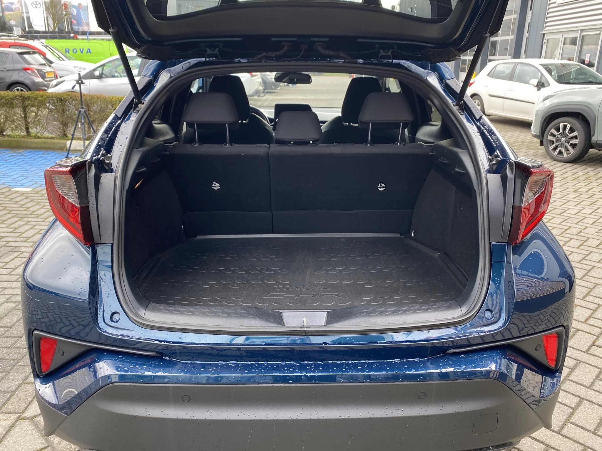 Hoofdafbeelding Toyota C-HR