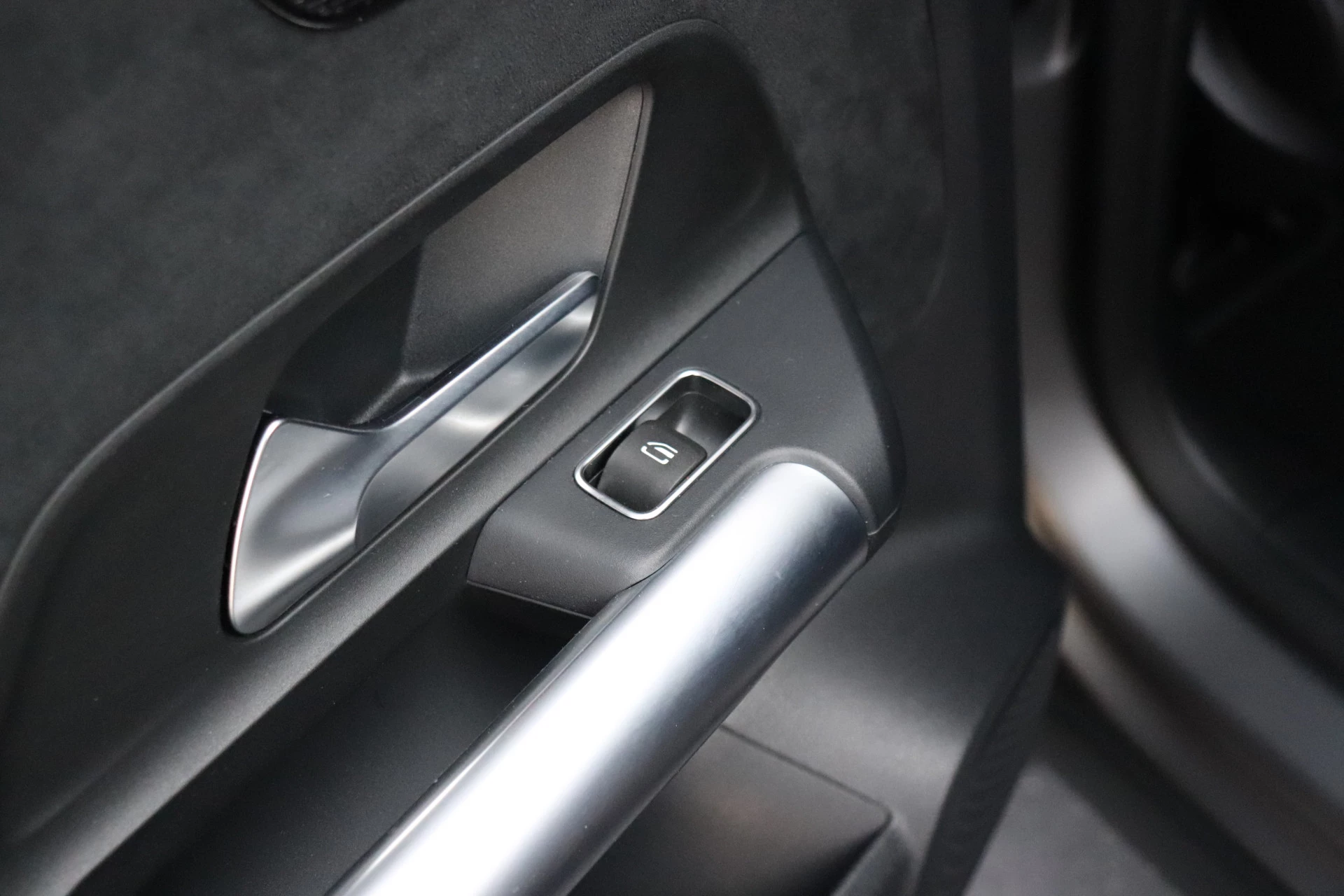 Hoofdafbeelding Mercedes-Benz EQA