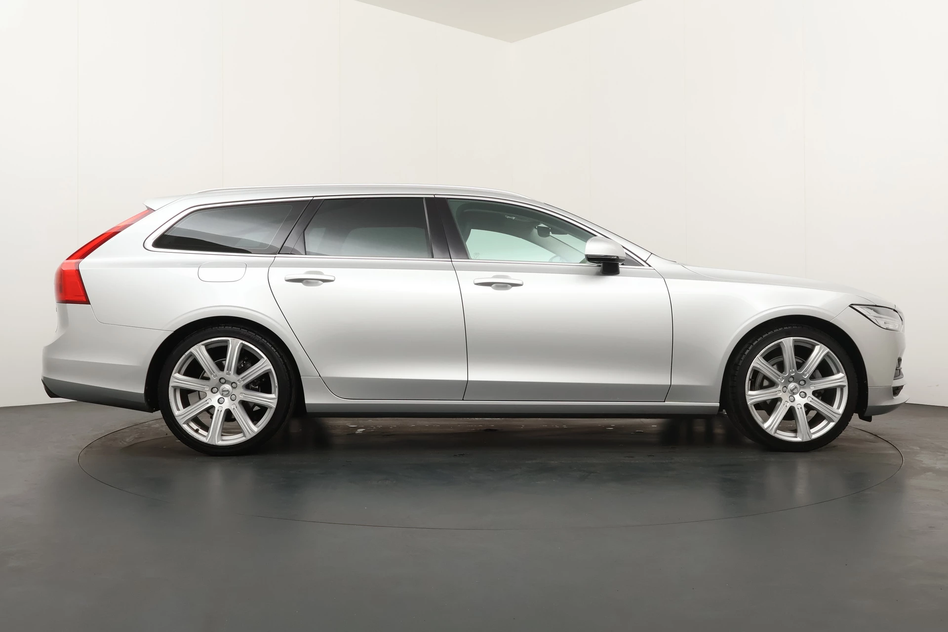 Hoofdafbeelding Volvo V90