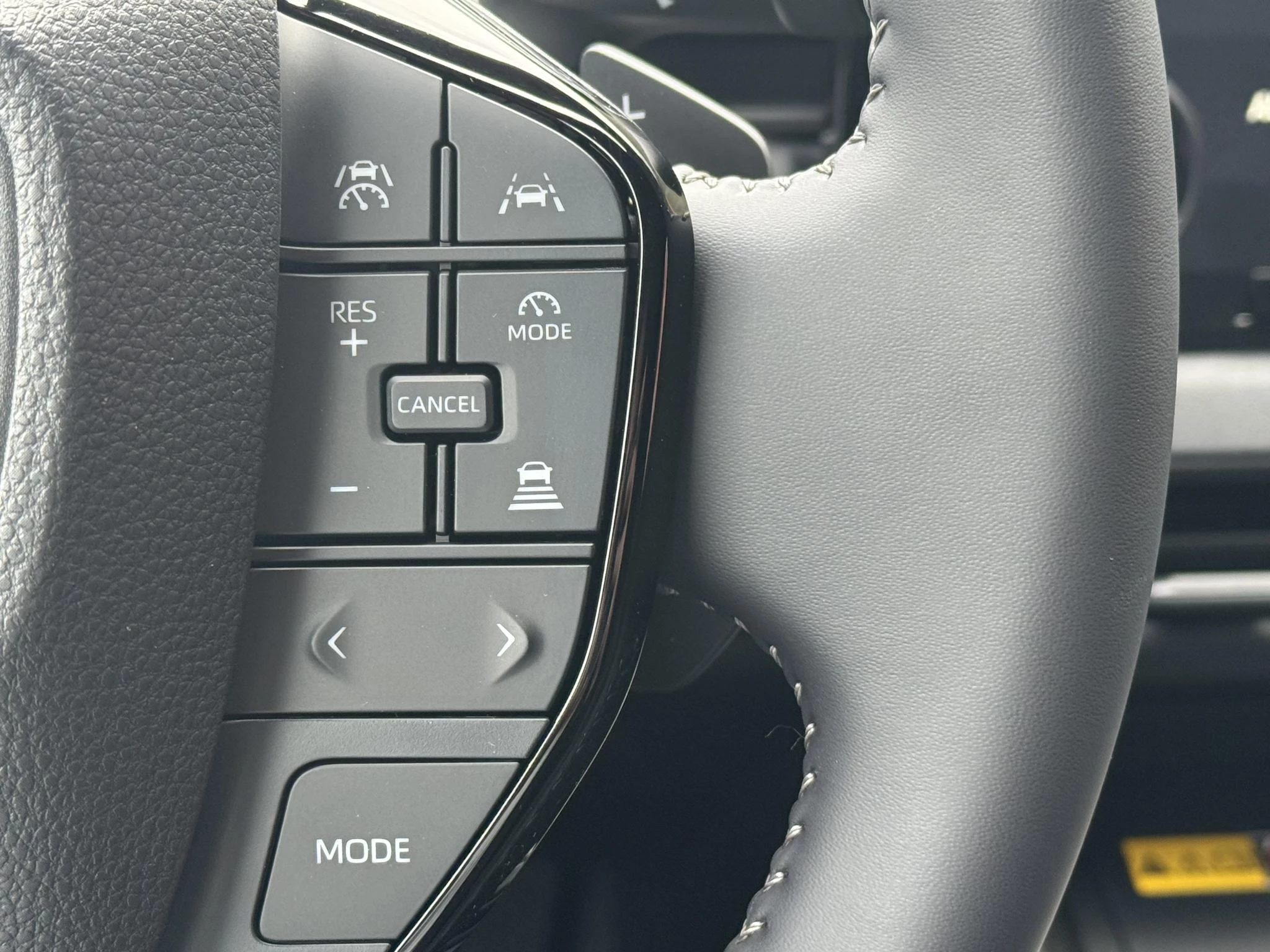 Hoofdafbeelding Toyota C-HR+