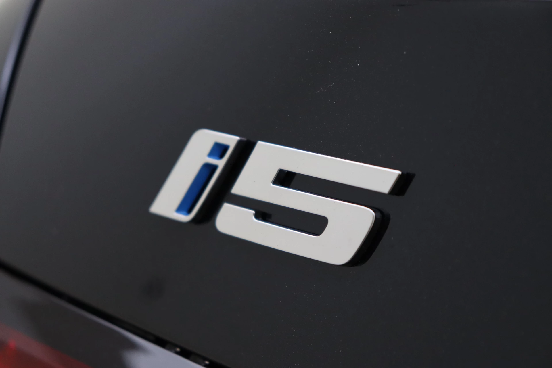 Hoofdafbeelding BMW i5