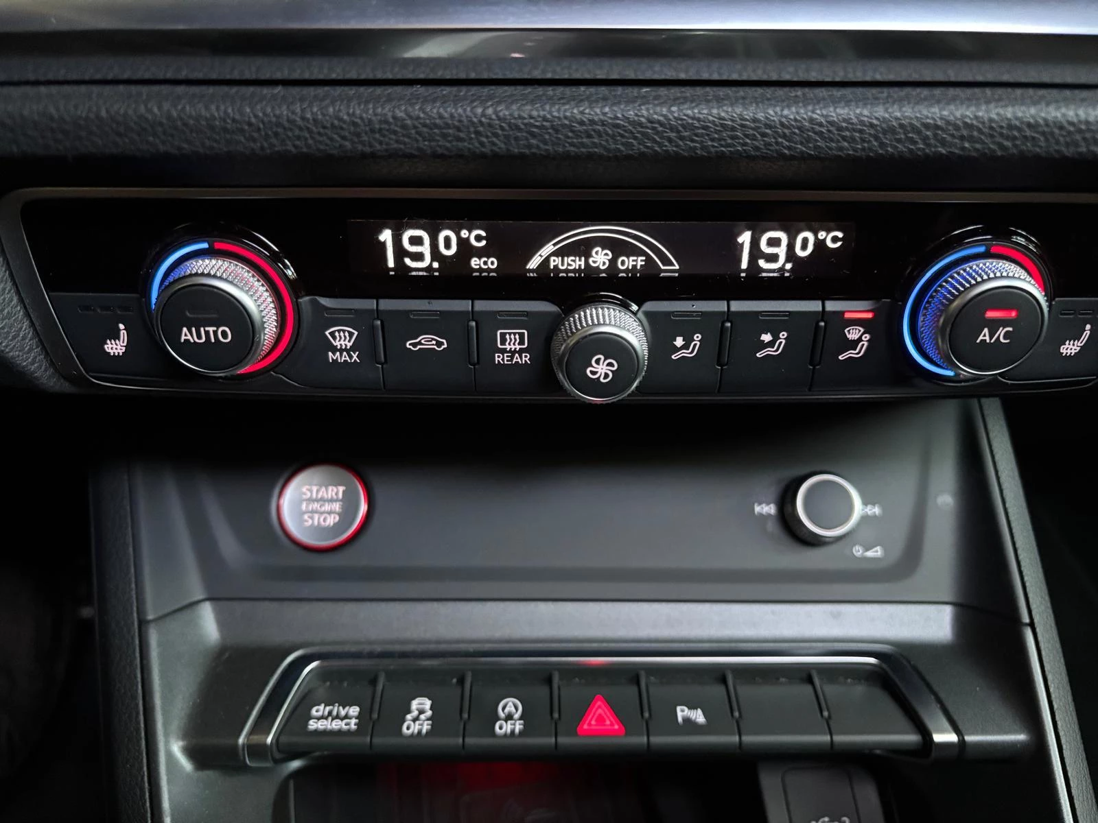 Hoofdafbeelding Audi RSQ3
