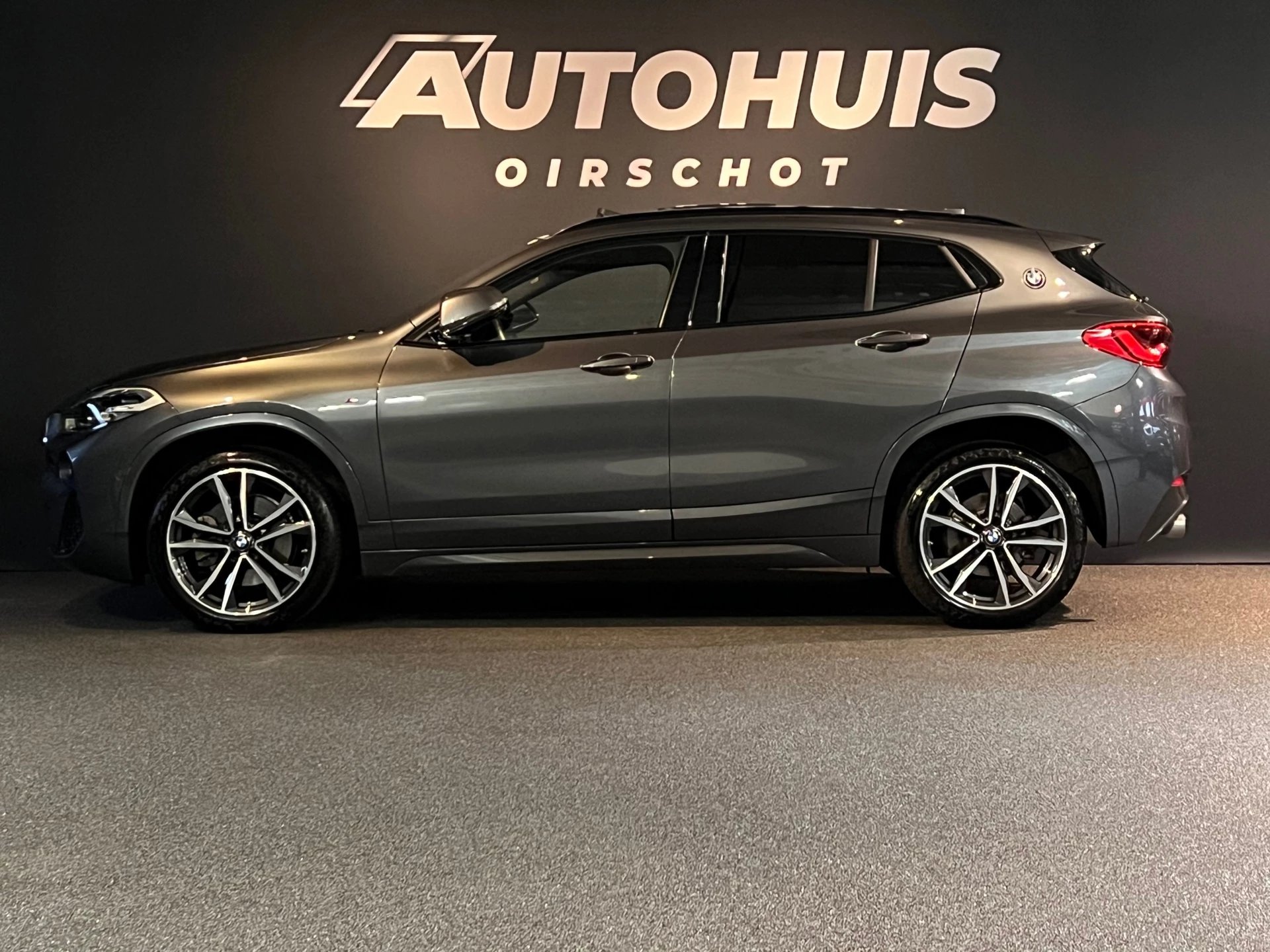 Hoofdafbeelding BMW X2