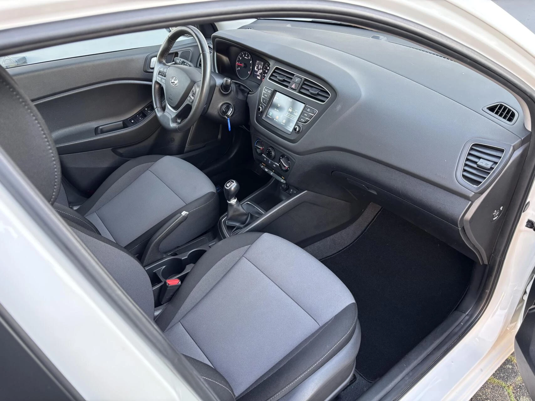 Hoofdafbeelding Hyundai i20