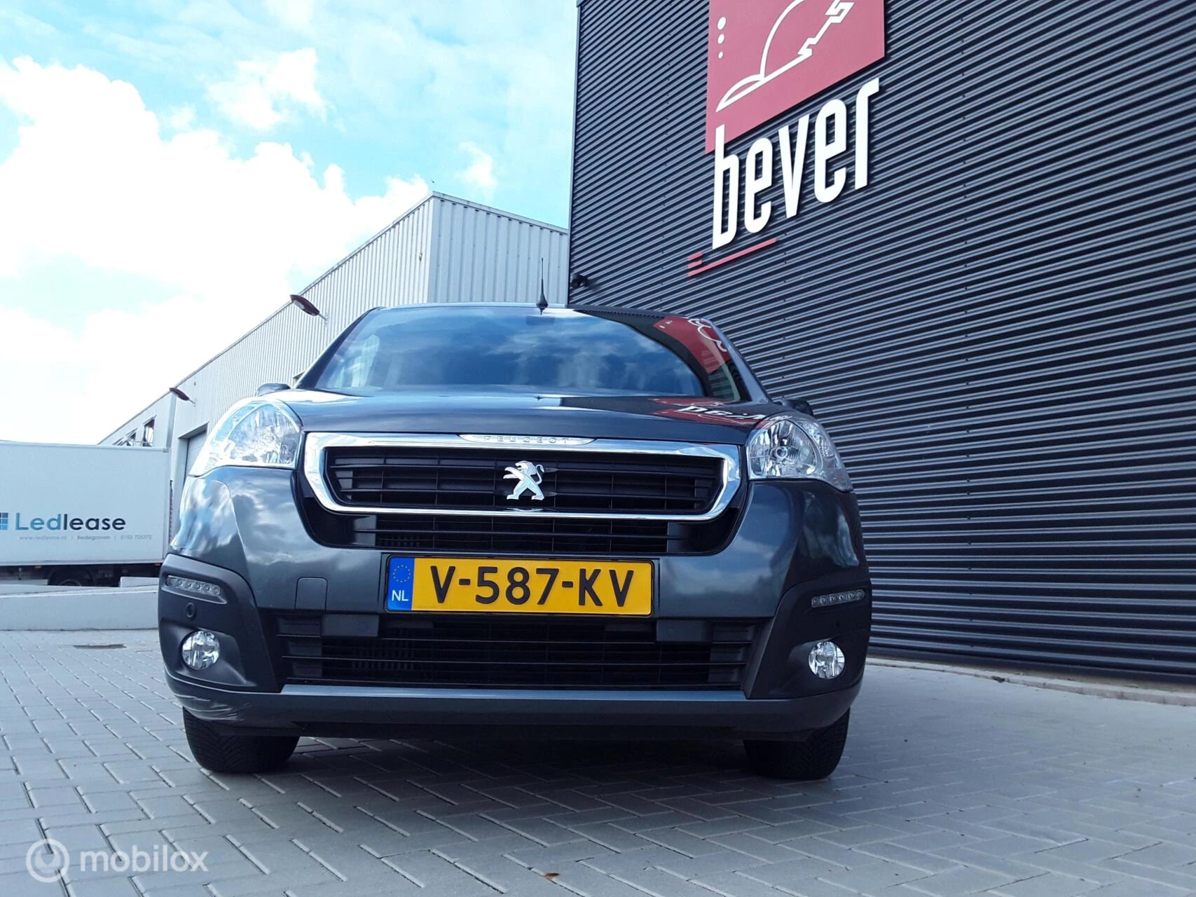 Hoofdafbeelding Peugeot Partner