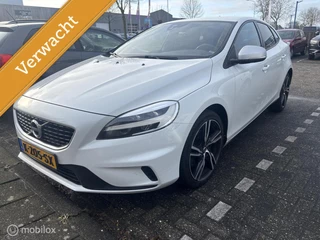 Volvo V40 2.0 T2 R-Design