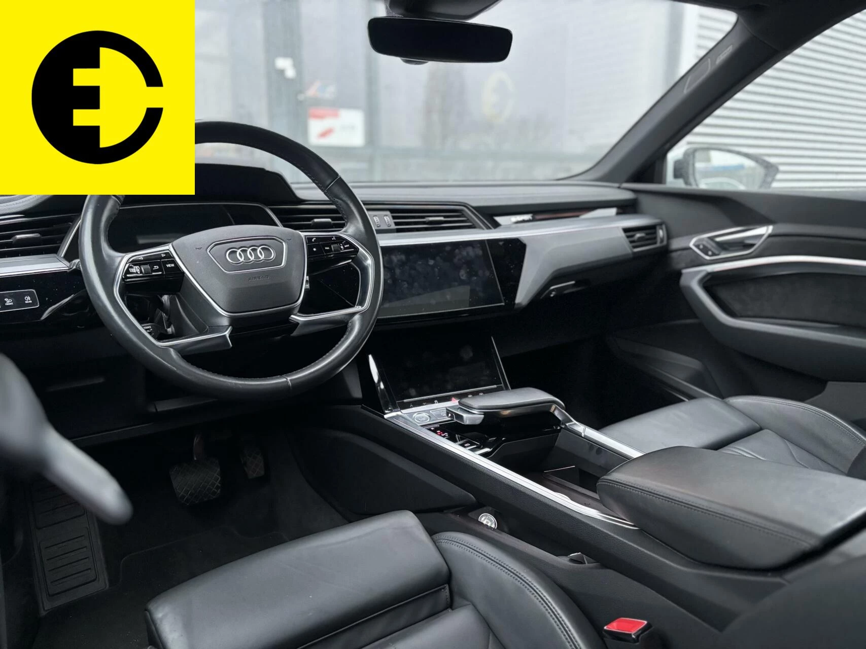 Hoofdafbeelding Audi e-tron