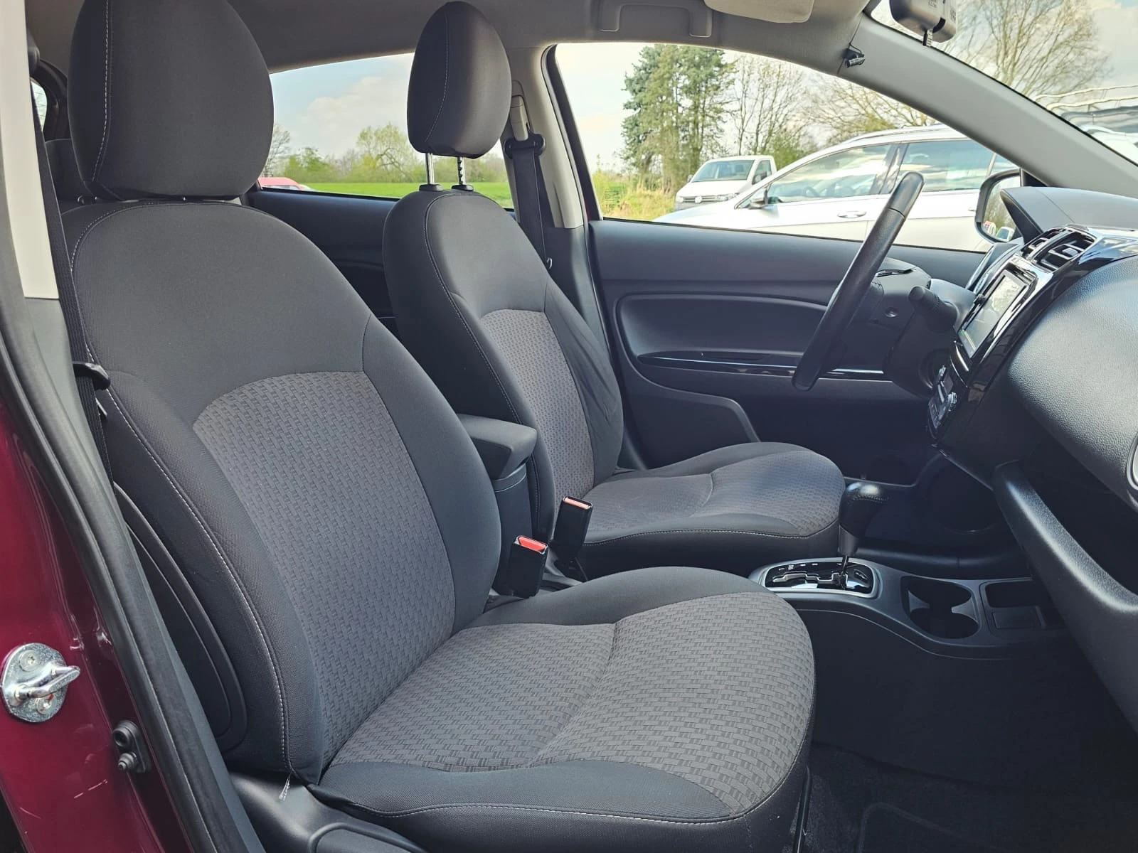 Hoofdafbeelding Mitsubishi Space Star